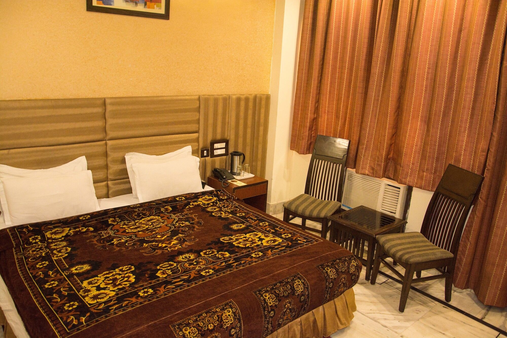 Hotel Wall City 2*